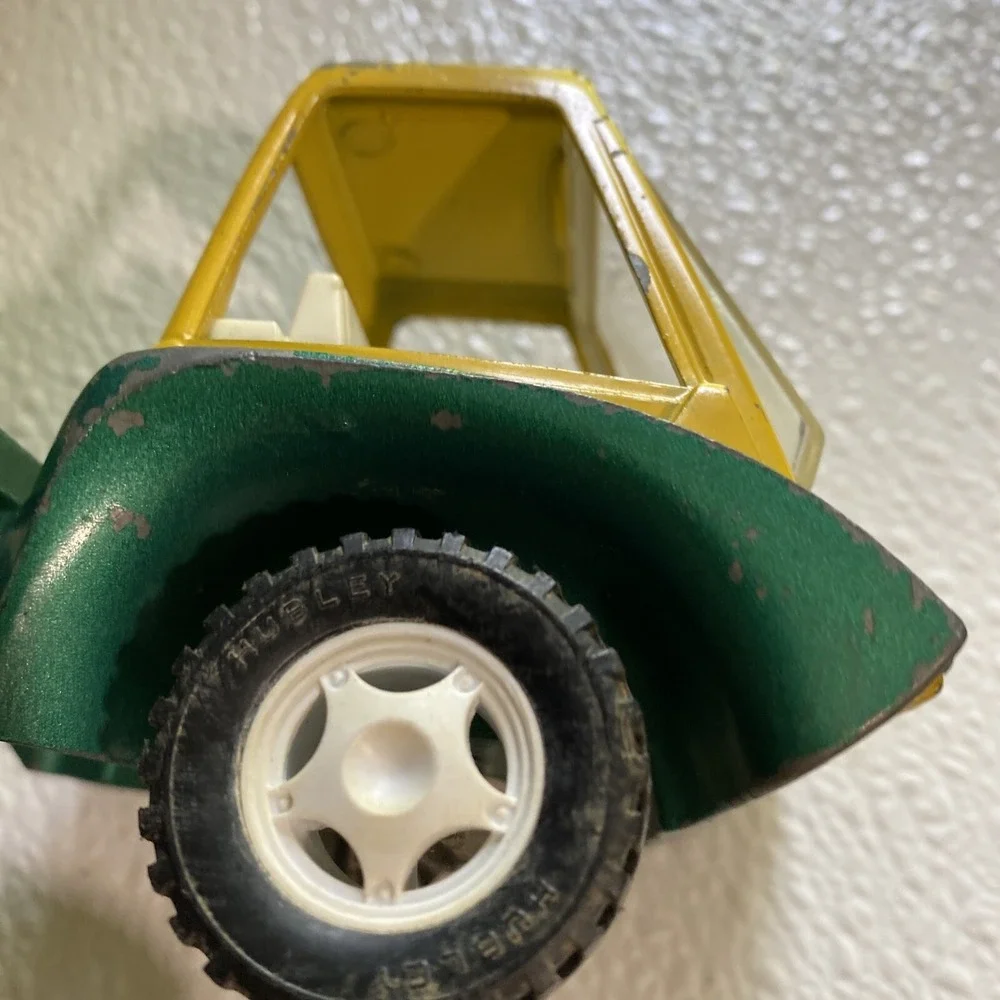 Vintage 1969 Gabriel Hubley Diecast Metal Truck Cab Green Yellow 1161 USA Made
